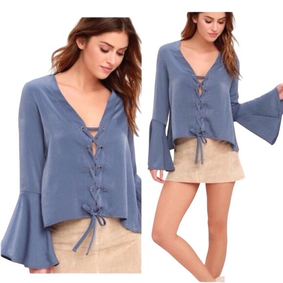 Lulu’s Slip Away Lace Up Bell Sleeve Top Blue Size S Silky Satin Hi-Lo Hem - Picture 1 of 9